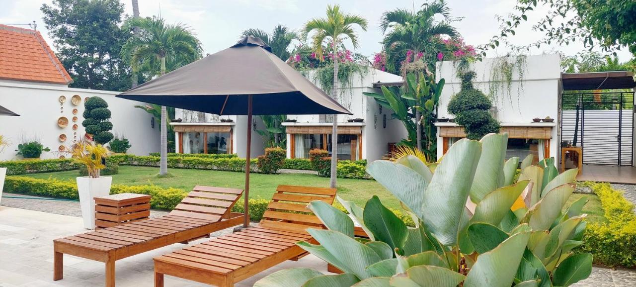 The Edicha Bed & Breakfast โลวินา ภายนอก รูปภาพ