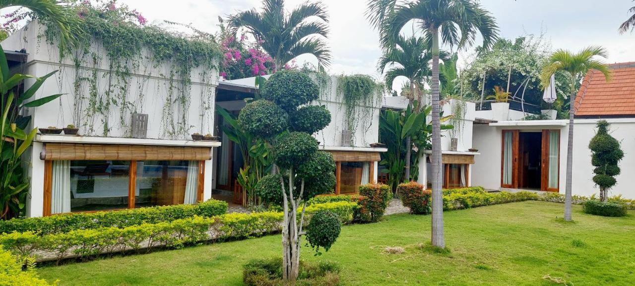 The Edicha Bed & Breakfast โลวินา ภายนอก รูปภาพ