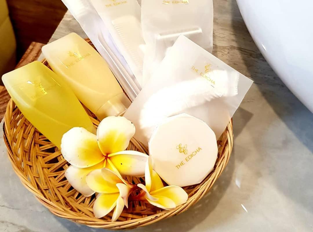 The Edicha Bed & Breakfast โลวินา ภายนอก รูปภาพ