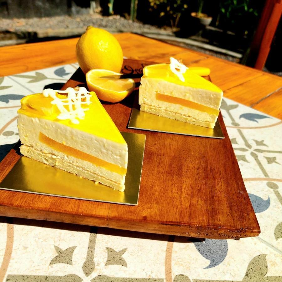 The Edicha Bed & Breakfast โลวินา ภายนอก รูปภาพ