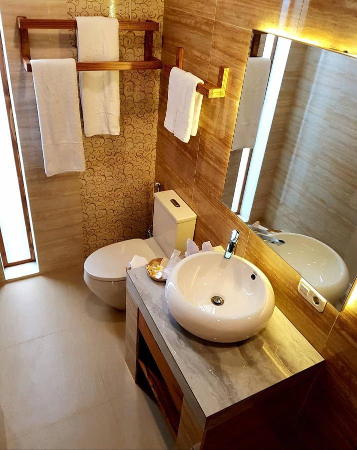 The Edicha Bed & Breakfast โลวินา ภายนอก รูปภาพ